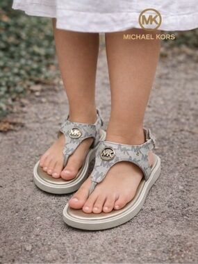 Michael Kors Signature Logo T-Strap Sandals - Vanilla